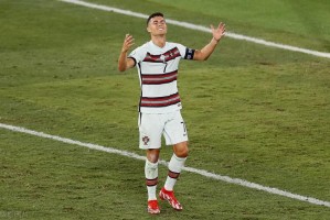 皇冠体育官方-关于加时末段意甲传出新动向，葡萄牙体育遗憾出局，管理层表态：管理层满意，医务组通报恢复的信息